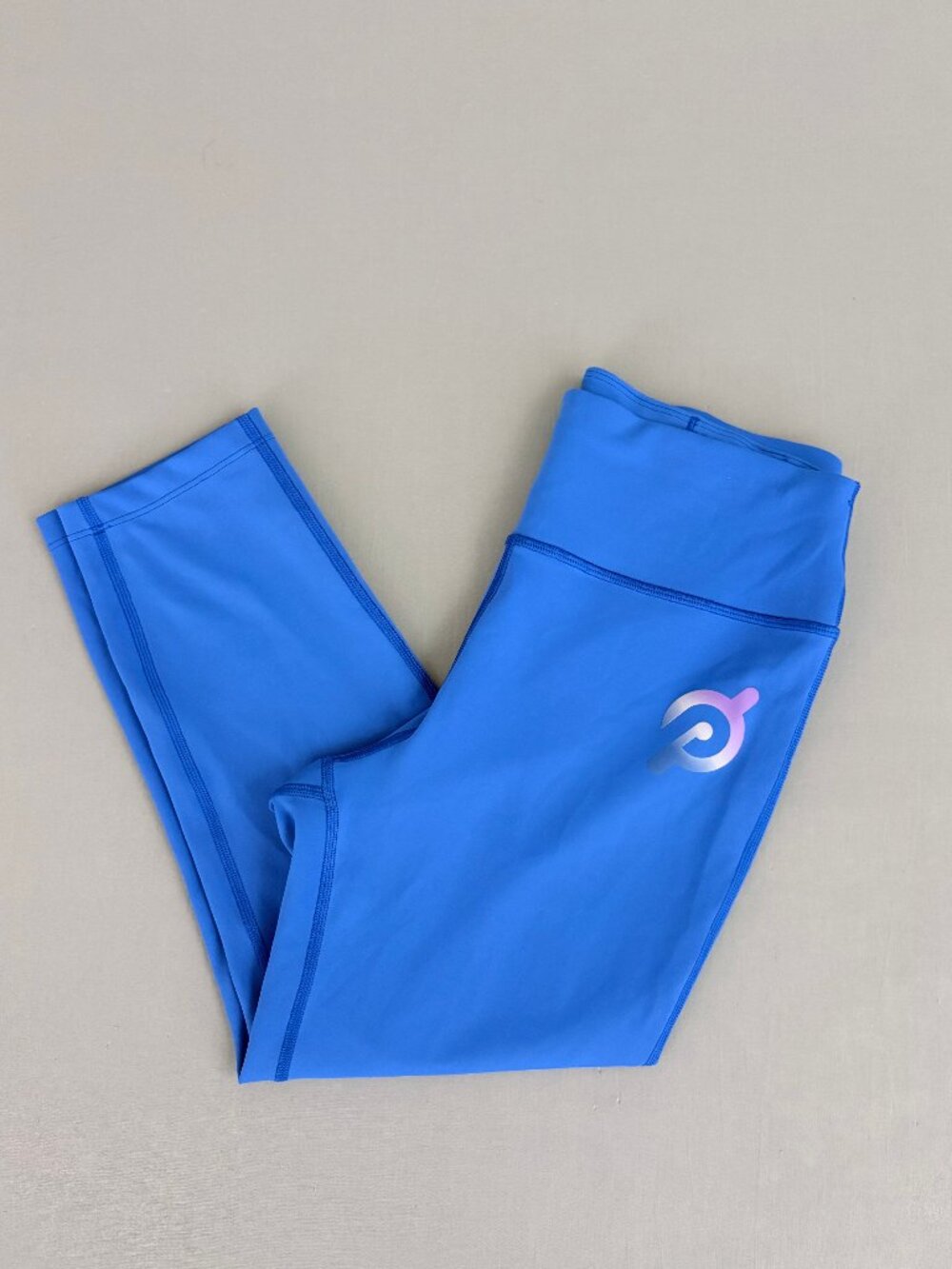 Peloton Blue High Rise Cropped Capri Leggings Size Large Logo Athletic Workout